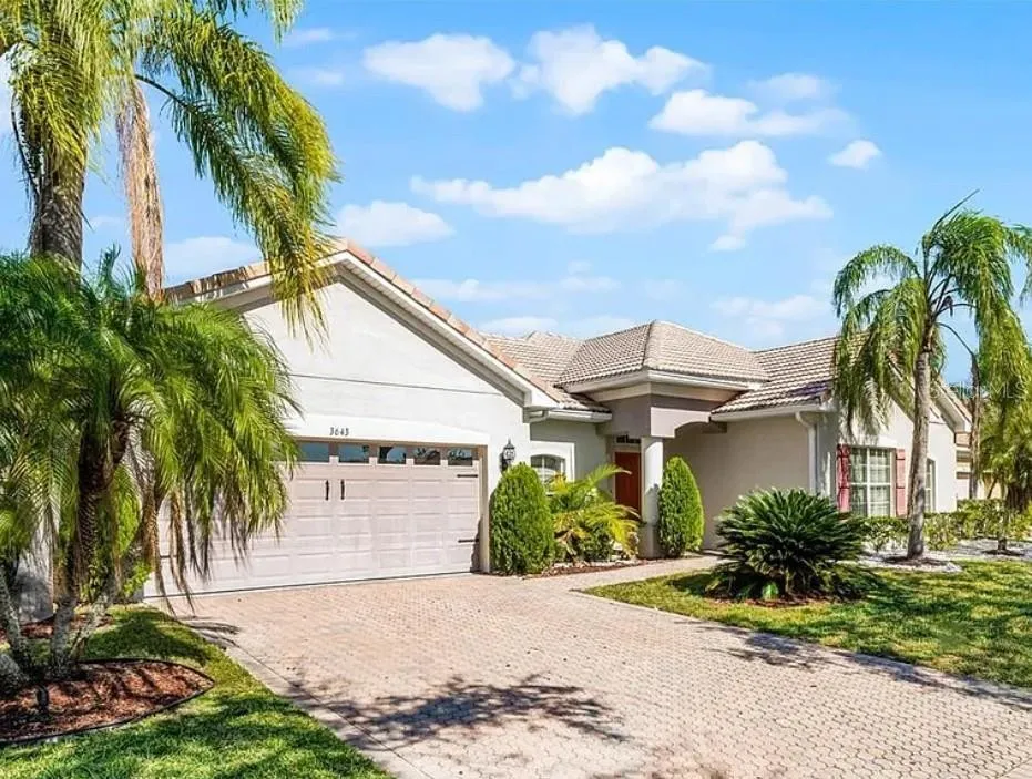 3643 Weatherfield Dr